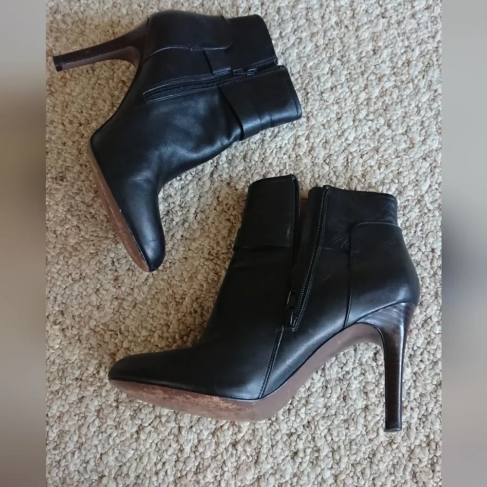 Coach Mason Black Leather Ankle Boots Size 9.5B